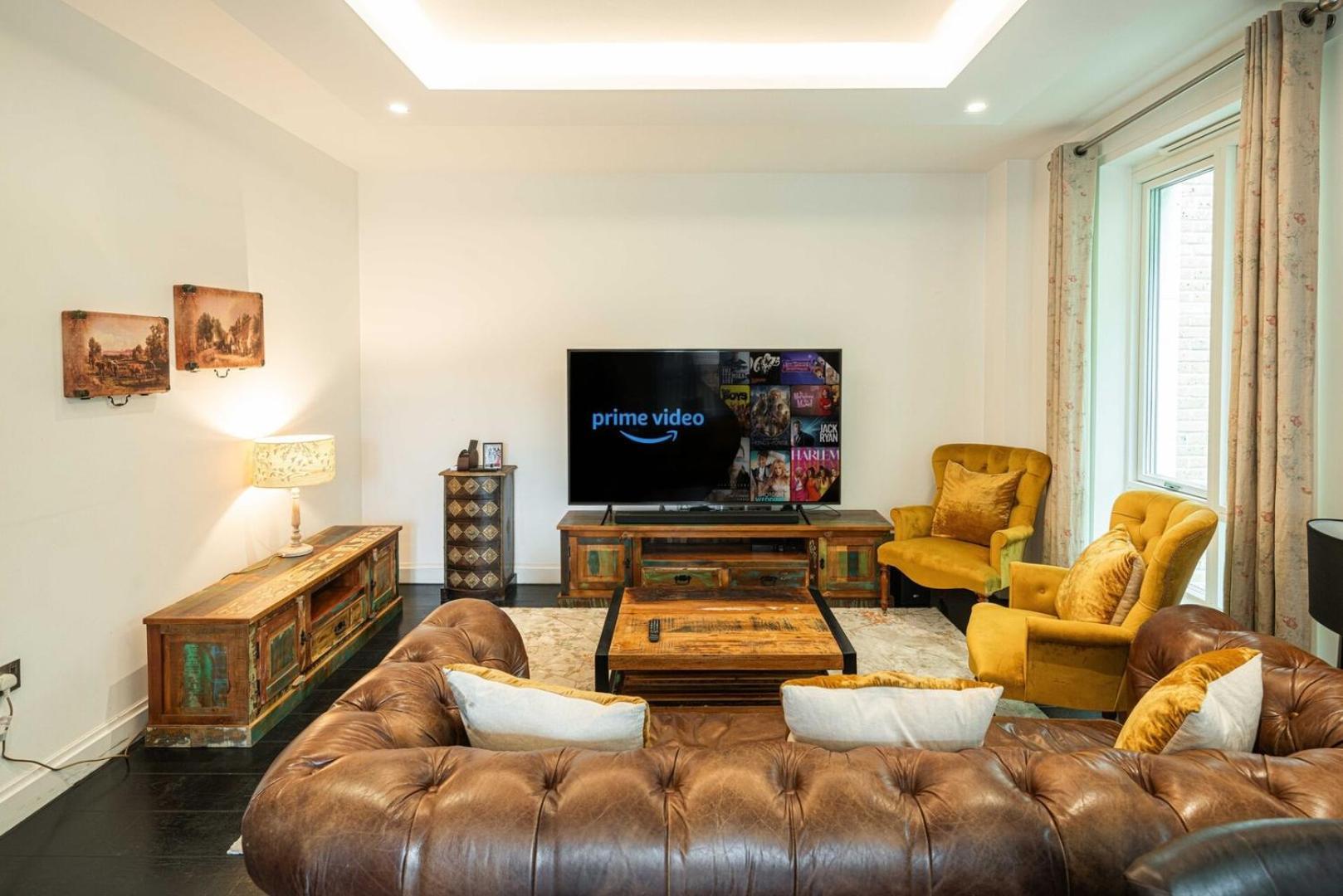 Spacious 5bd Family In Leafy West London
